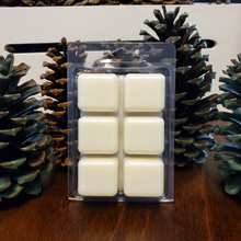 Load image into Gallery viewer, Lingonberry Spice Wax Melts
